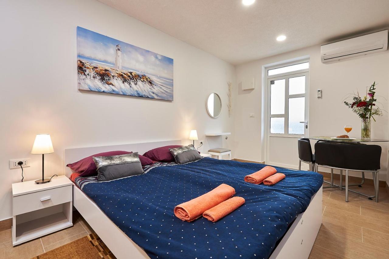 Studio Apartment Bascan Trogir Exterior foto